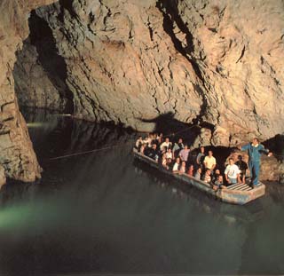 Grotte dell'Angelo Pertosa