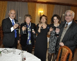 R806.jpg