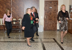 R902.jpg